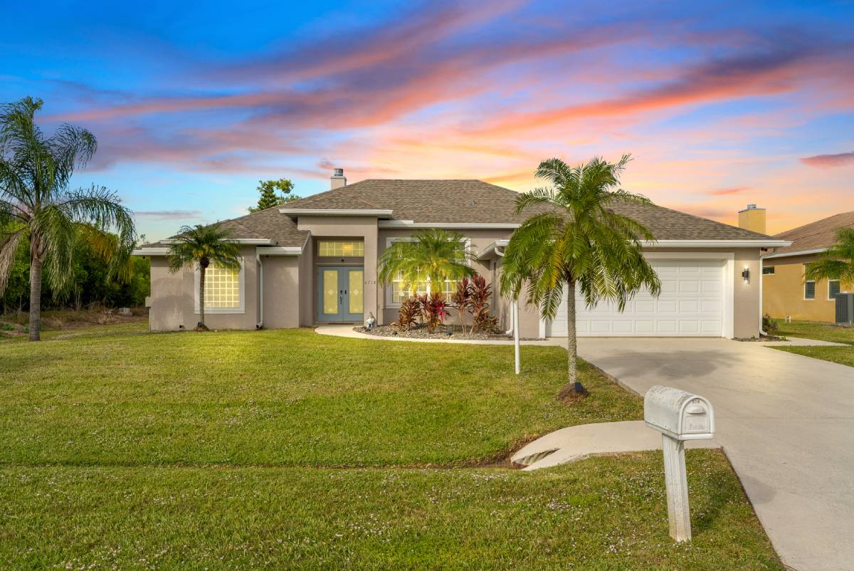 Beautiful exterior view of Treasure Coast Getaway vacation rental